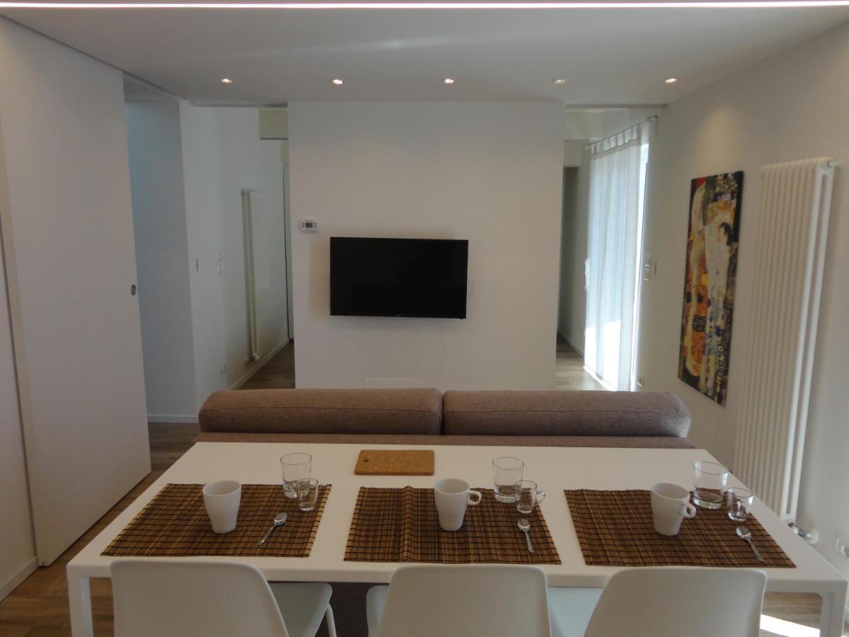 Ferienwohnung Casa Klimt Vicinissima Al Mare Parcheggio Privato Gratuito Se Disponibile Pescara Exterior foto