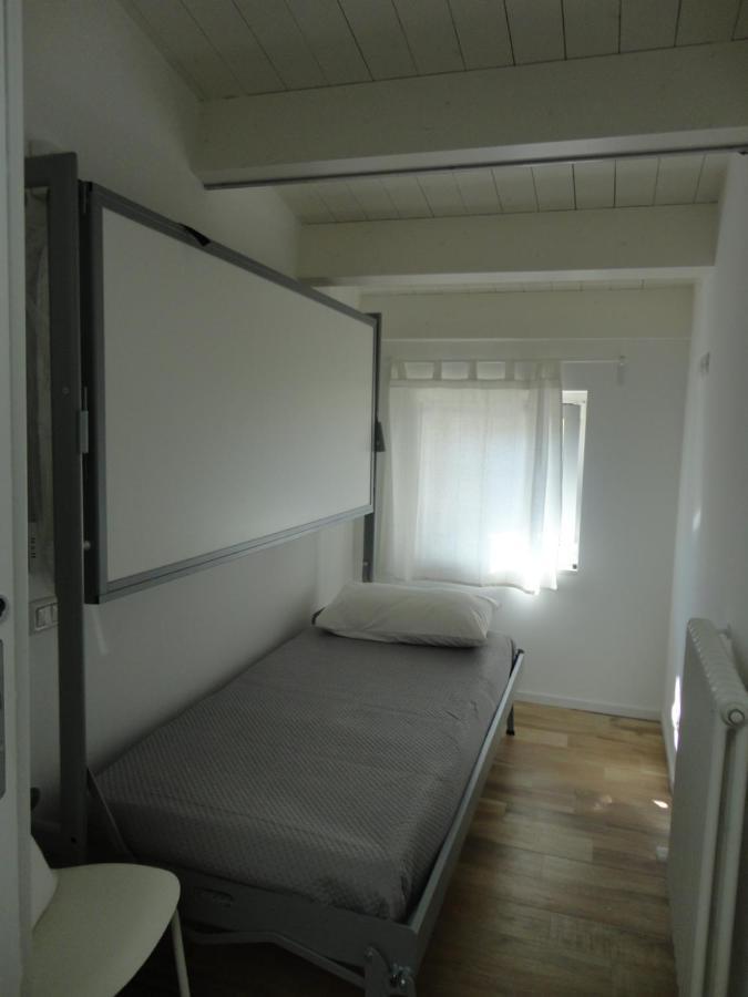 Ferienwohnung Casa Klimt Vicinissima Al Mare Parcheggio Privato Gratuito Se Disponibile Pescara Exterior foto
