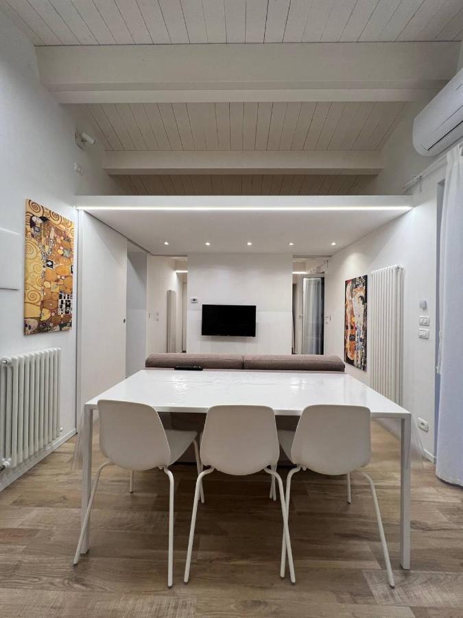 Ferienwohnung Casa Klimt Vicinissima Al Mare Parcheggio Privato Gratuito Se Disponibile Pescara Exterior foto