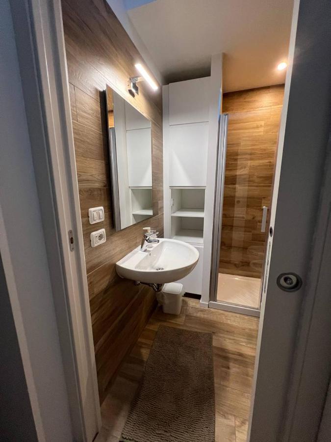 Ferienwohnung Casa Klimt Vicinissima Al Mare Parcheggio Privato Gratuito Se Disponibile Pescara Exterior foto